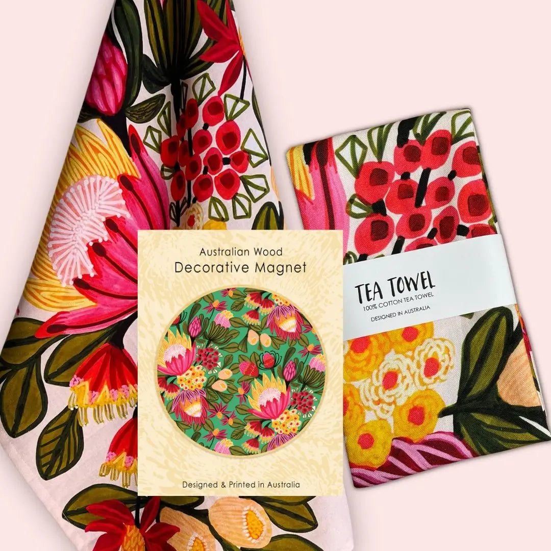 Festive Proteas Tea Towel & Wooden Fridge Magnet Gift Set - Kirsten Katz